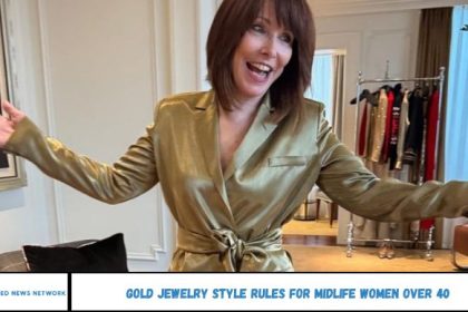 Gold Jewelry Style Rules for Midlife Women Over 40